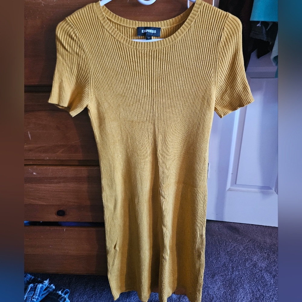 Express Golden Yellow Ribbed Midi Dress